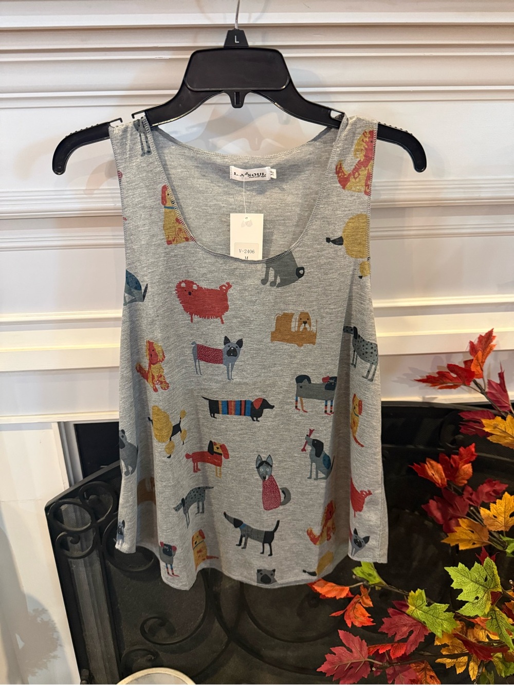 Unbranded Grey Tank Top with Colorful Dog Print